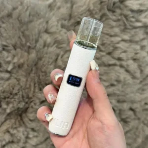ILIA哩亞 皮革系列電子主機-通用一代煙彈 -續航穩定-台灣速發💖 - 幕雪白